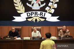 DPR pastikan bakal respons tuntutan 17+8