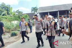 Kapolda Jatim pastikan jaga keamanan pascakerusuhan