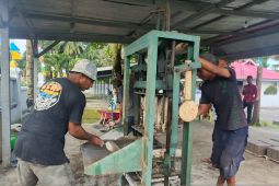 Lapas Ambon latih WBP  produksi batako untuk kemandirian