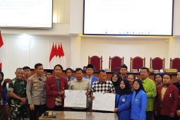 Mahasiswa Ponorogo pilih audiensi dan serahkan tujuh tuntutan