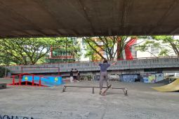 Skatepark Pasupati Bandung tempat favorit bermain skateboard, berikut obstacle yang tersedia