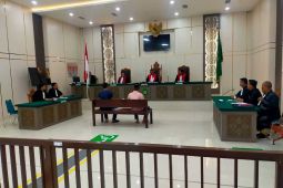 Dua terdakwa korupsi gedung arsip Aceh Timur jalani sidang perdana