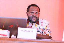 Prabowo terbitkan Keppres kenaikan pangkat Sekda Tolikara Yosua Douw