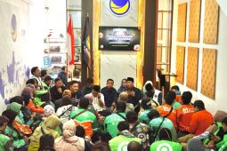 Anggota DPR salurkan program PIP untuk anak pekerja ojek daring