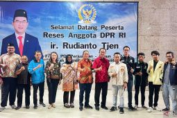 Ketua DPRD Belitung nilai Rudianto Tjen adalah politisi sederhana dan merakyat