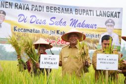 Bupati Langkat hadiri perayaan Desa Suka Makmur