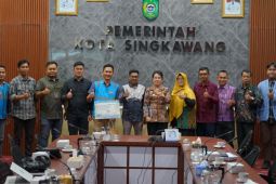 Senyum pelanggan jadi energi PLN untuk terus melaju