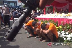 Polrestabes Surabaya gagalkan peredaran 84,7 kilogram narkotika jenis sabu-sabu