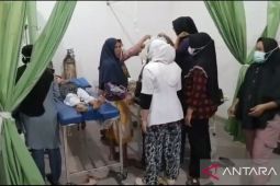 Dinkes OKI tunggu hasil laboratorium penyebab keracunan makanan