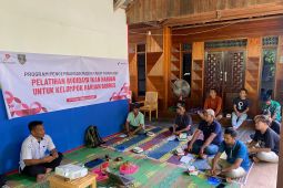 Pertamina berikan pelatihan budidaya ikan haruan bagi warga Desa Jirak