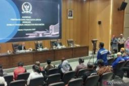 Serikat ojol mengadu ke Pimpinan DPR desak Prabowo teken Perpres