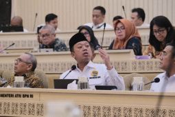 Nusron Wahid paparkan progres pendaftaran tanah capai 98 persen pada RDP dengan DPR