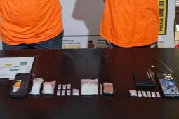 Jaringan peredaran gelap sabu diungkap, dua tersangka diamankan