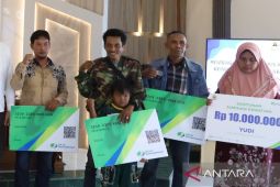Pemkab Cirebon menanggung penuh iuran Jamsostek untuk nelayan