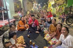 Kader PDI-P Surabaya ajak warga hidupkan semangat gotong royong