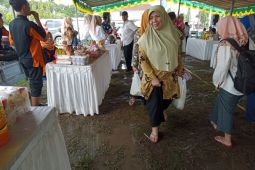 Disdag koordinasi atasi kenaikan harga daging ayam di Mataram