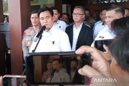 Yusril: Pelaku pembakaran DPRD di Sulsel tak terindikasi makar