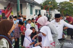 Sebanyak 250 anak yatim di Bangka Selatan terima santunan