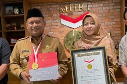 Senam anak Indonesia Hebat 10 ribu pelajar di Tangerang tercatat rekor MURI