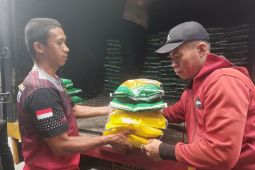 Polresta Sorong gandeng Bulog salurkan 15 ton beras pangan murah