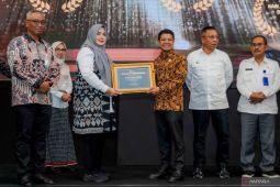 Dompu raih Paritrana Award 2025