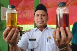 DLH Pontianak melalui TPST Edelweiss upah sampah kresek jadi bahan bakar minyak
