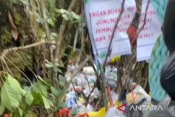 TNGPP mengoordinasikan penanganan sampah di jalur pendakian Gunung Gede