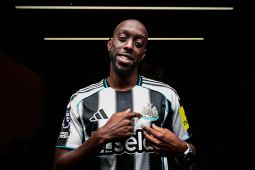 Yoane Wissa  absen empat pekan bela Newcastle