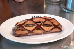 Jalan-jalan di Jakarta, mencari makanan penutup manis bertema khusus