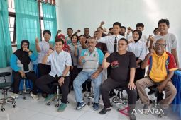 SMK Negeri 3 Manokwari bekali siswa dengan kemampuan riset pasar