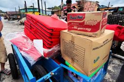 Pemkab Natuna salurkan bantuan darurat untuk para korban kebakaran