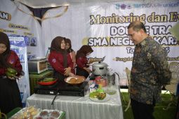 Dindik Jatim evaluasi program double track SMA agar tetap relevan