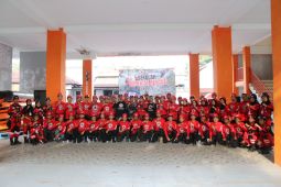 BPBD Garut: Sukarelawan bencana mengikuti pelatihan evakuasi medan terjal