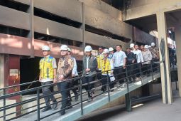 Pascadibakar massa, Kementerian PU mulai perbaiki gedung Pemkab Kediri