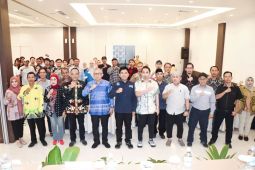 Pemkab-Banggai fasilitasi pelaku usaha penuhi izin lingkungan