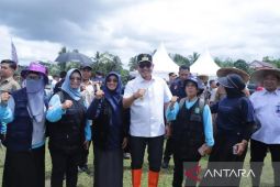 Teknologi pertanian modern  di Kukar tingkatkan panen 5 ton per hektare