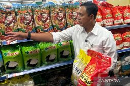Bulog pastikan beras bantuan pangan dan SPHP disalurkan tidak rusak