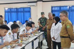 Program MBG perdana dilaksanakan di Kabupaten Kutai Timur