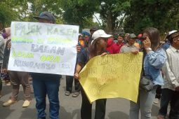 Warga minta perbaikan jalan selingkar Waduk Wonorejo Tulungagung