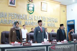 Bupati Madina sampaikan nota pengantar empat Ranperda
