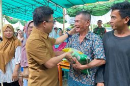 Gelar Pangan Murah di Seberkat, Sambas hadirkan 5 ton beras SPHP