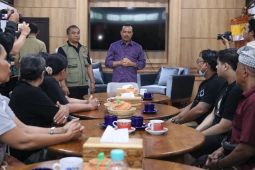 Pemprov Bali serahkan santunan ke keluarga korban banjir