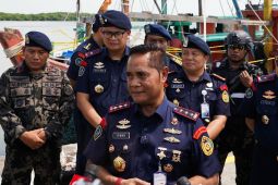 KKP mengungkap kronologi kapal pengawas dibakar saat operasi di Sumbar