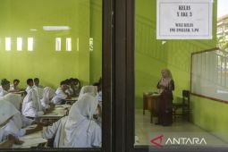 Program sekolah gratis di Kota Serang