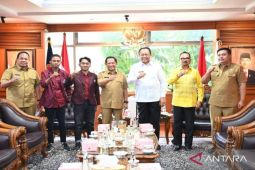 Gubernur Gorontalo menyampaikan aspirasi mahasiswa ke Menteri Dalam Negeri