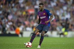 Eks bek Barcelona Samuel Umtiti umumkan gantung sepatu
