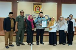 Tak masuk PPPK paruh waktu, tenaga honorer adukan nasib ke DPRD Banjarbaru