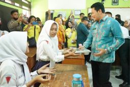 Bupati Sidoarjo pastikan program MBG di Sidoarjo berjalan baik