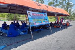 Posko darurat gelombang pasang di Mataram dibongkar