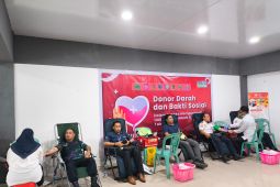 Instansi perhubungan bantu ketersediaan darah di Gorontalo